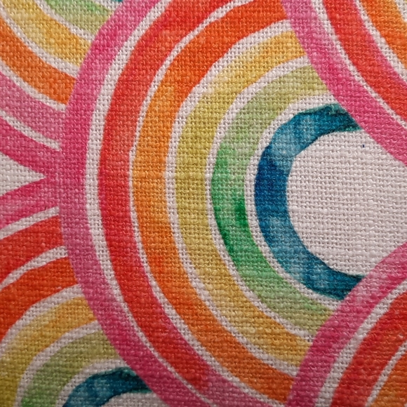 Pillow 18" Square Rainbows Radiate Love Watercolor Printing Cotton Tassels NWT - Picture 6 of 7
